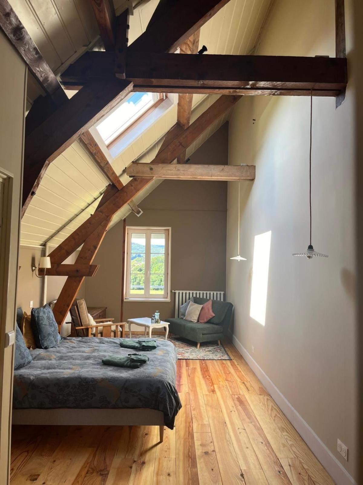 Bed and Breakfast Moulin De Maupoy Saint-Symphorien-de-Marmagne Exterior foto